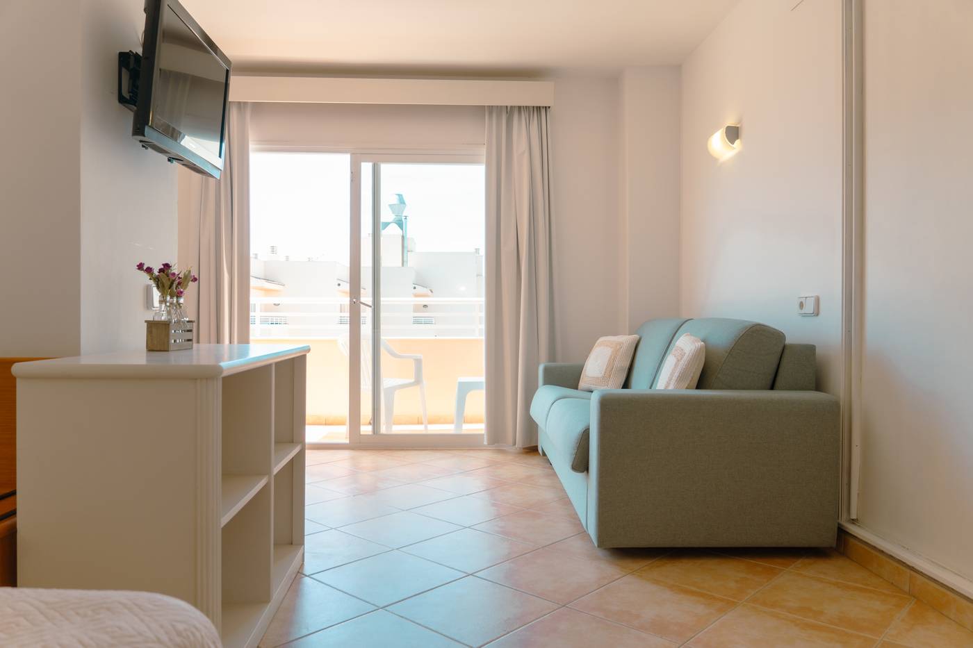 Rosamar-Aparthotel-All-Inclusive-Room-19