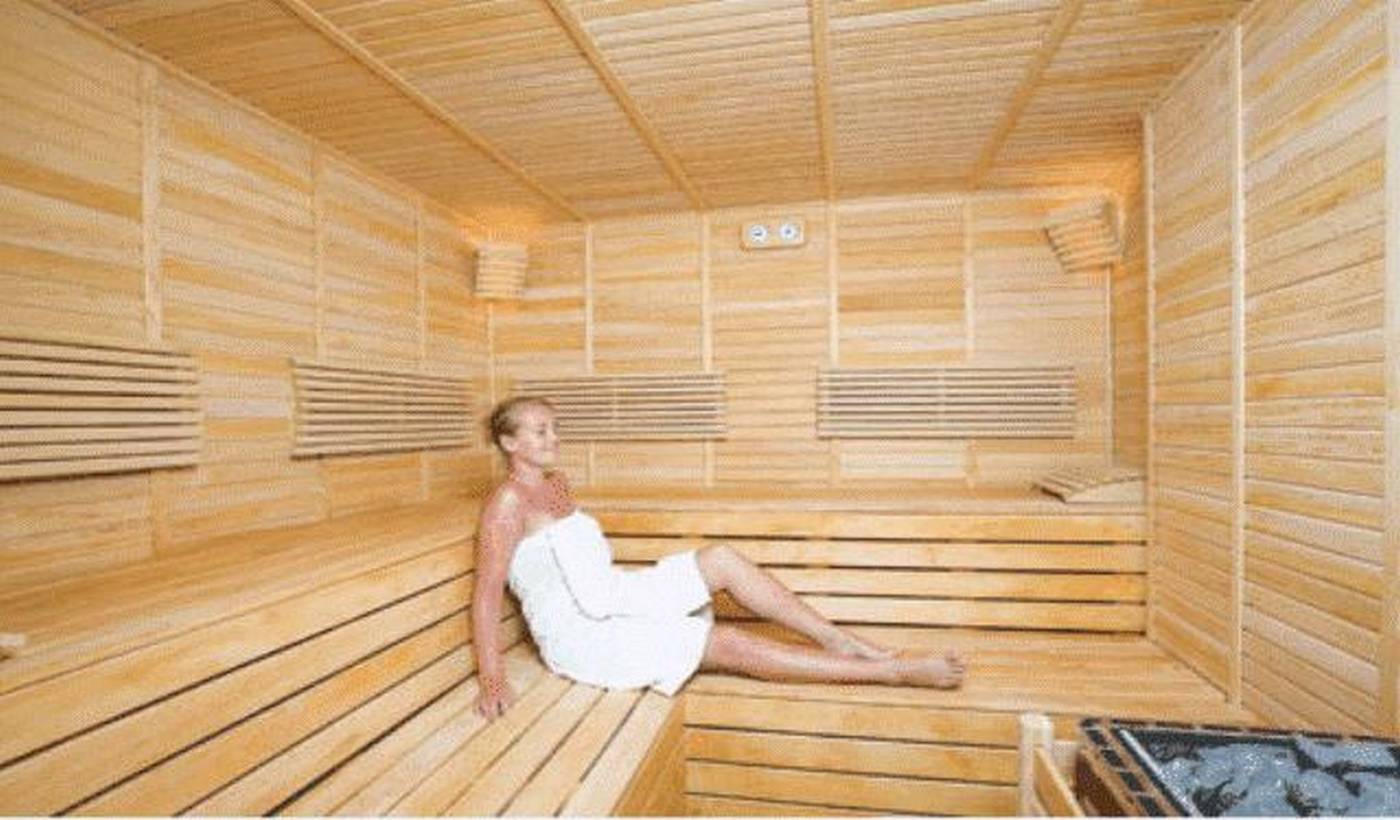 Selenium-Hotel-Sports-and-Entertainment-31