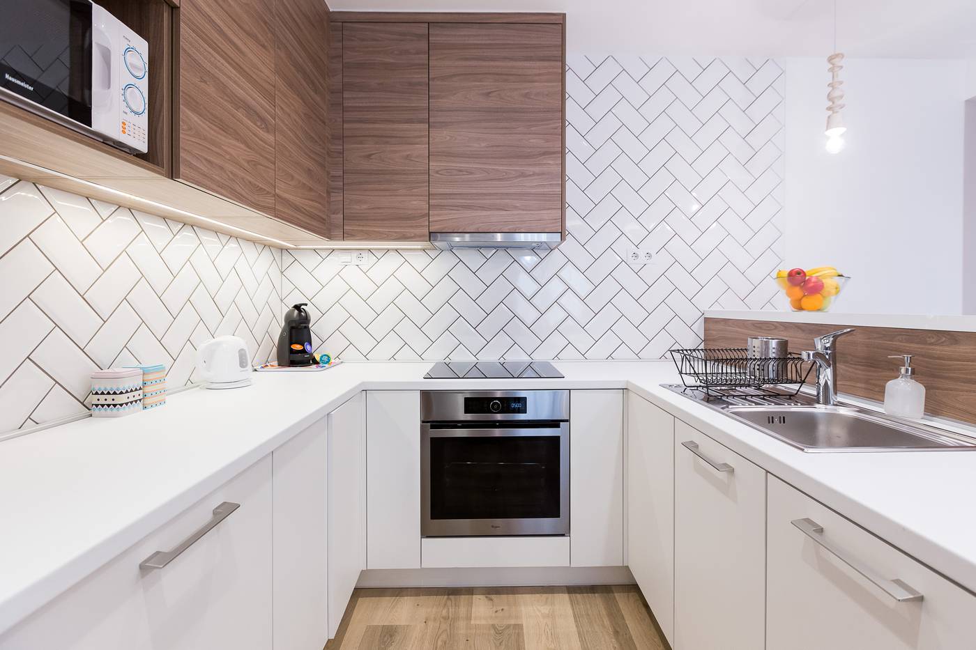 Vagabond-Broadway-Room-6