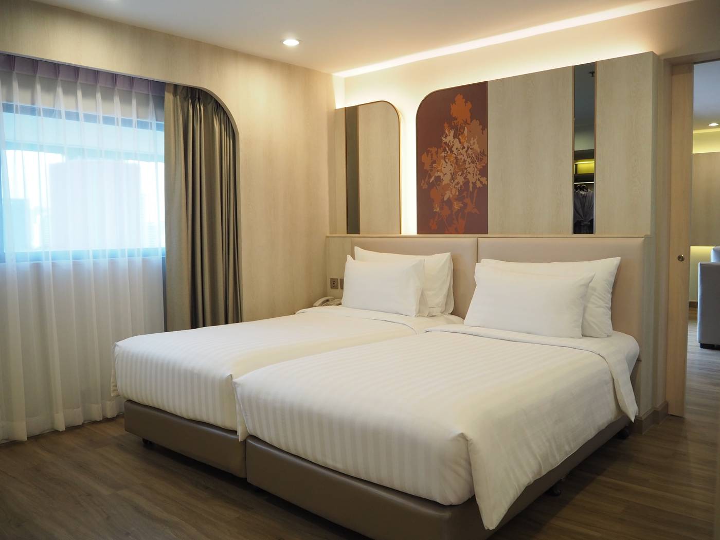 Centre-Point-Plus-Hotel-Pratunam-Room-33