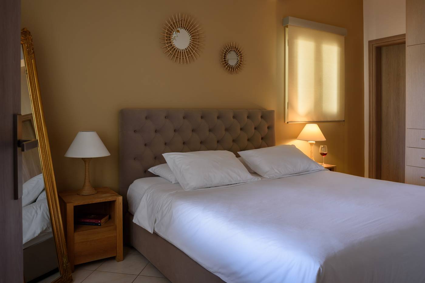 Suite-Home-Santorini-Room-15