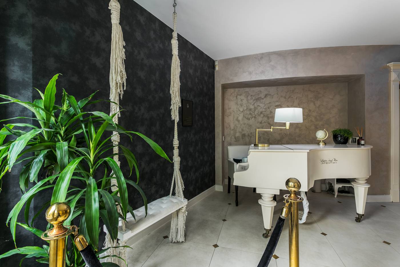 A11-Apartments-Spa-Dermique-Lobby-5