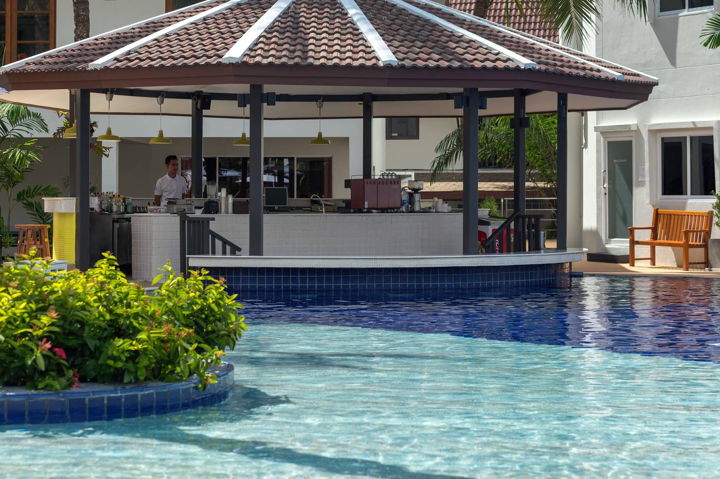 Sunwing-Bangtao-Beach-Bar-6