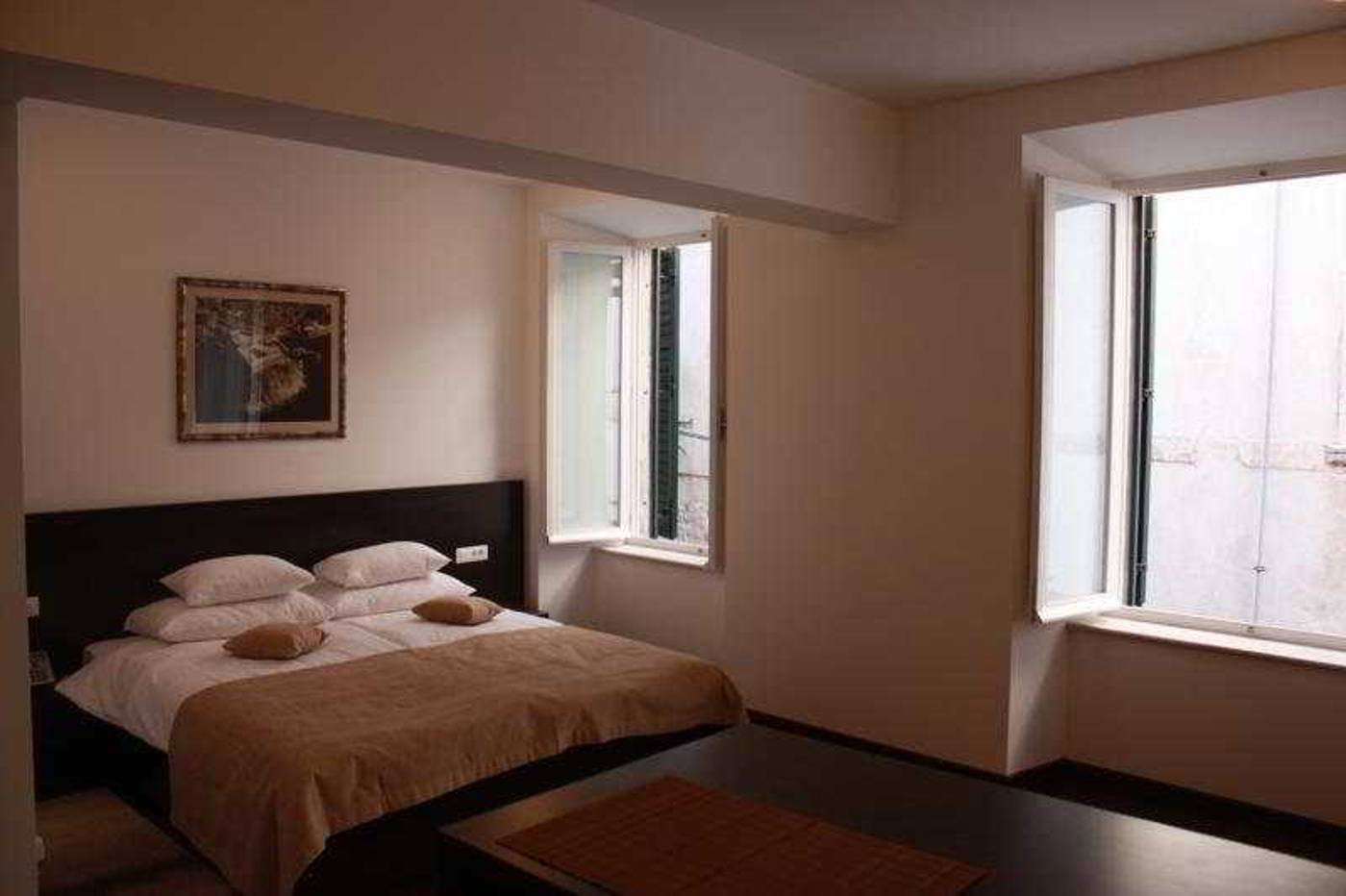 Celenga-Apartments-Room-5