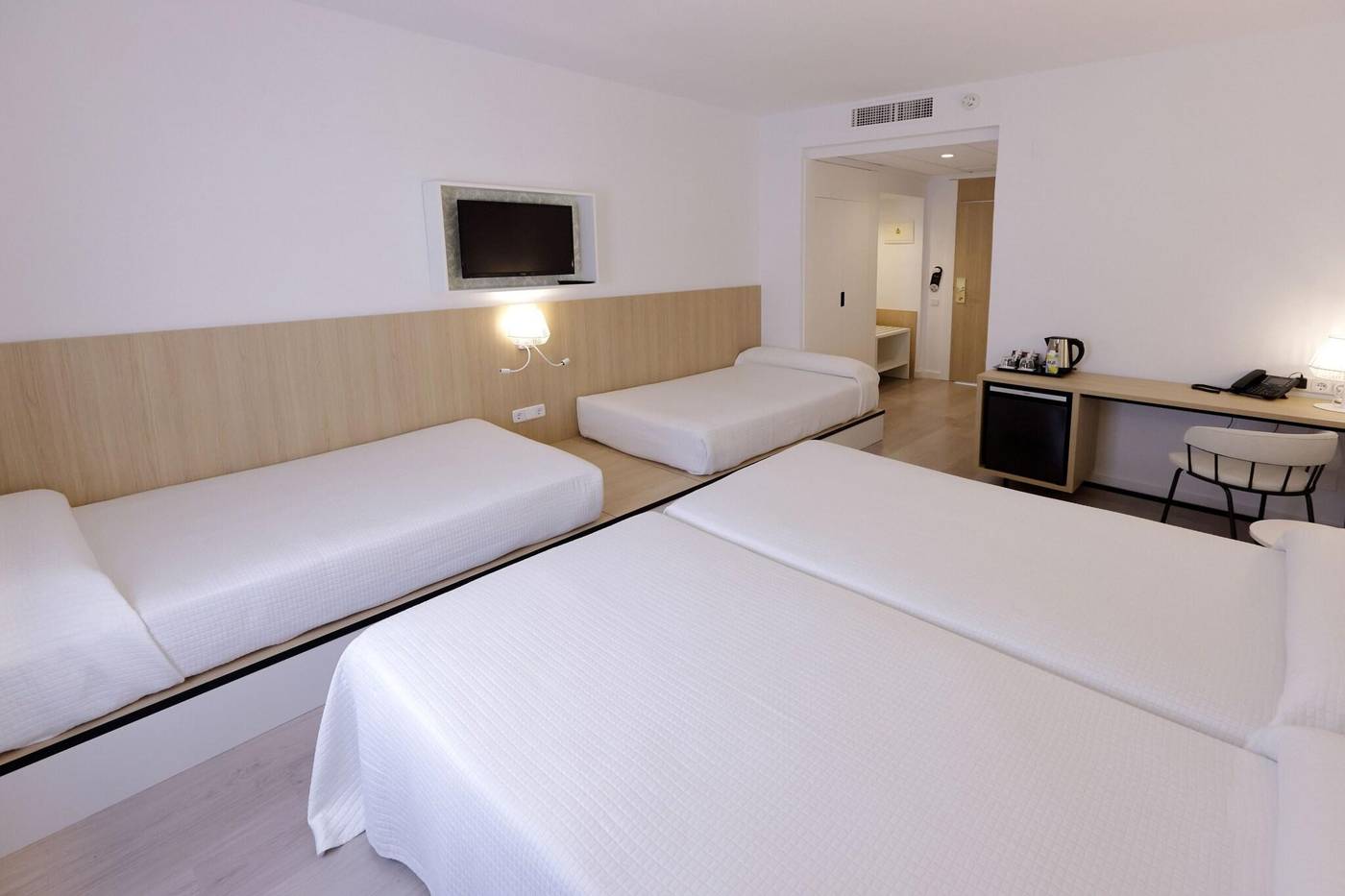 Sercotel-Carlos-III-Room-12