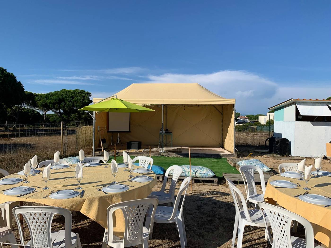 Sublime Sun and Van by Meco Stays-Portugal-Sesimbra-Conferences-3