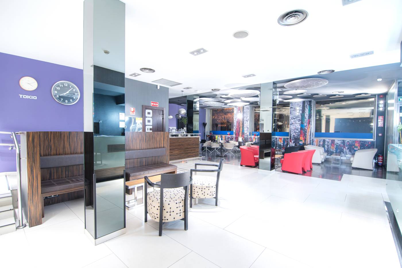 Petit-Palace-President-Castellana-Lobby-5