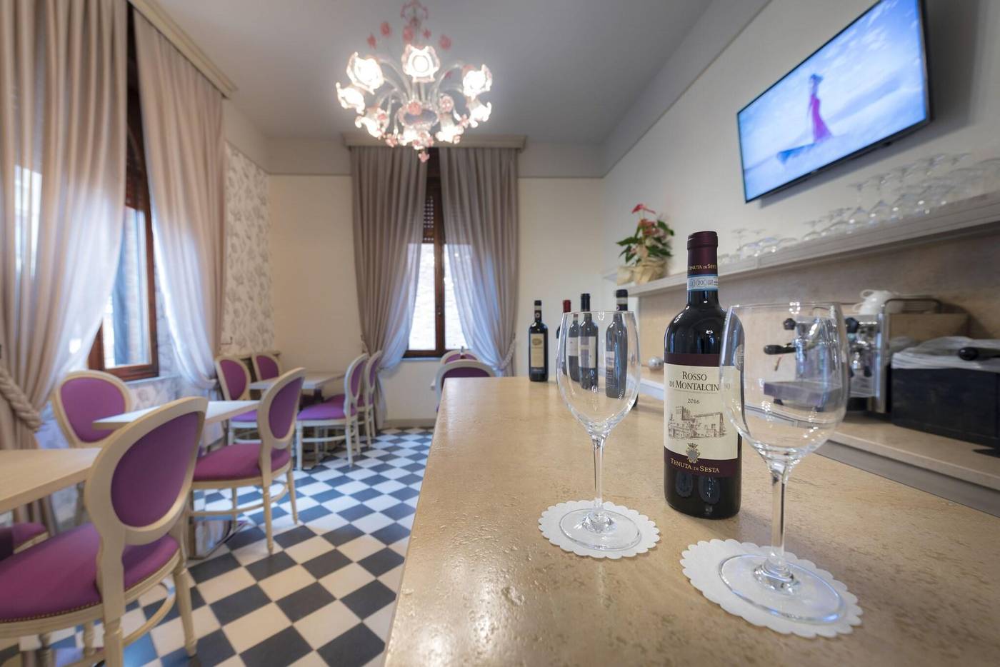 Villa-Elda-Boutique-Hotel-Bar-15