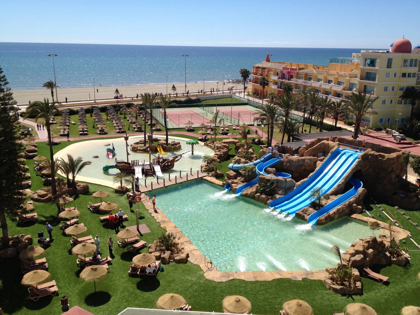 Evenia Zoraida Resort