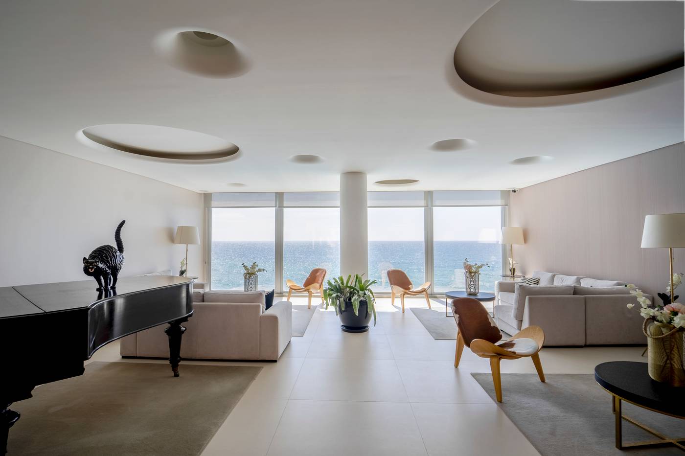 HOTEL-ARRIBAS-Lobby-13