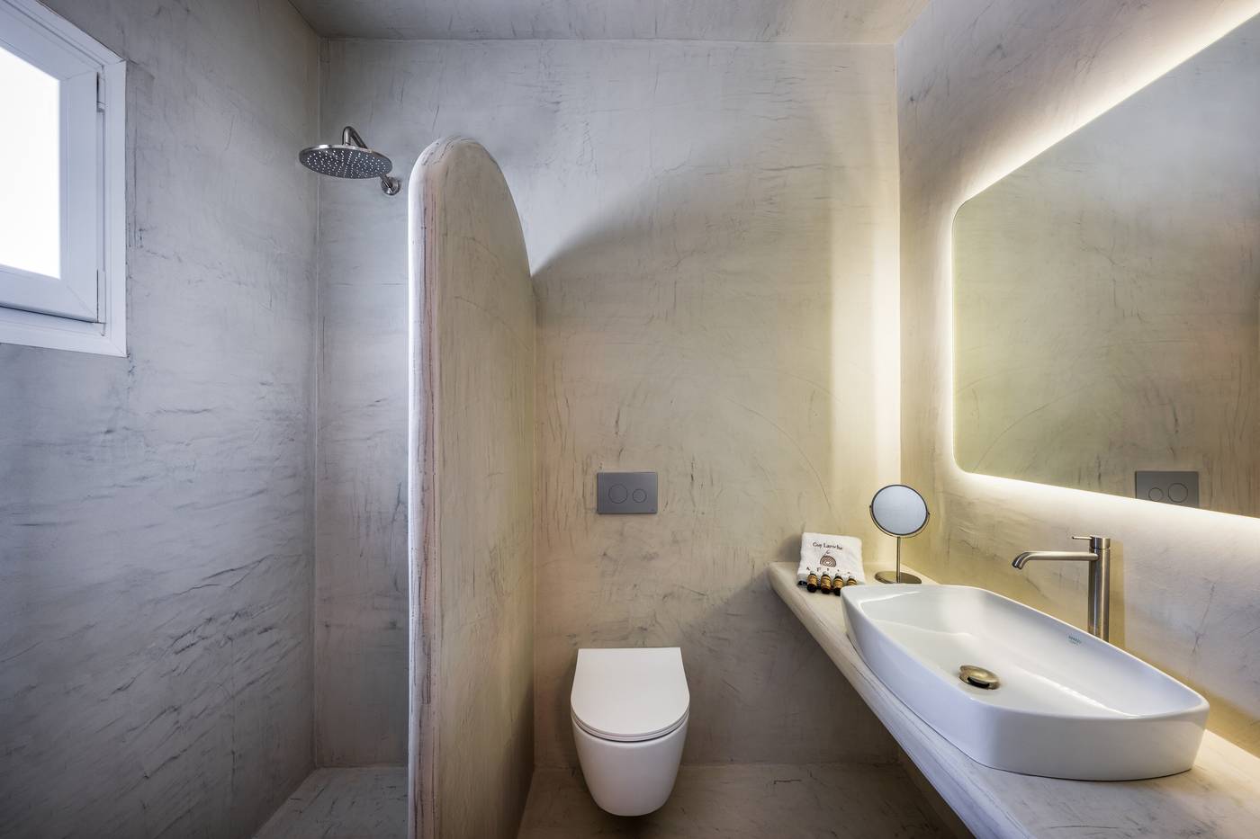 Aelia-Luxury-Suites-Room-48