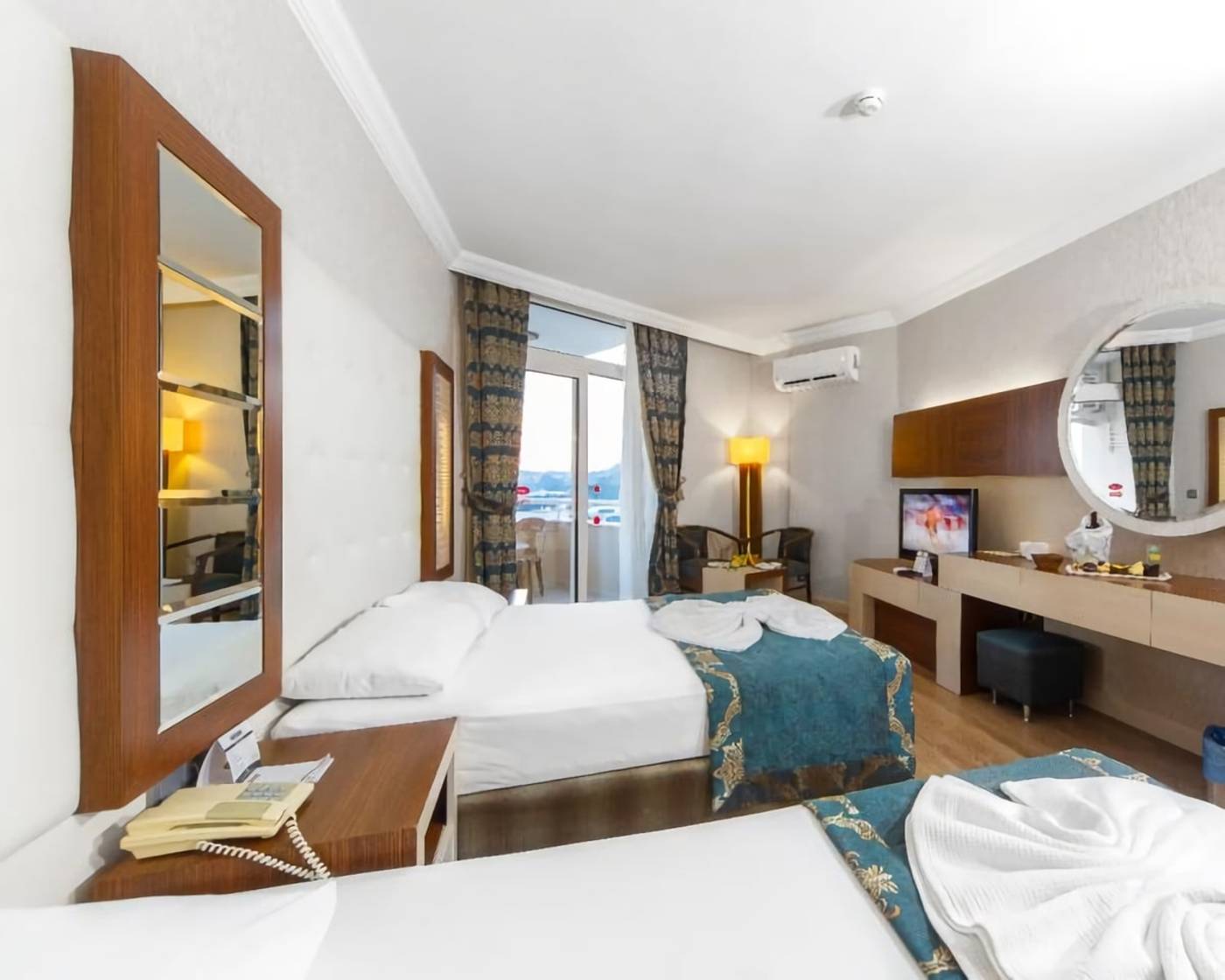 Doganay-Beach-Club-Room-17