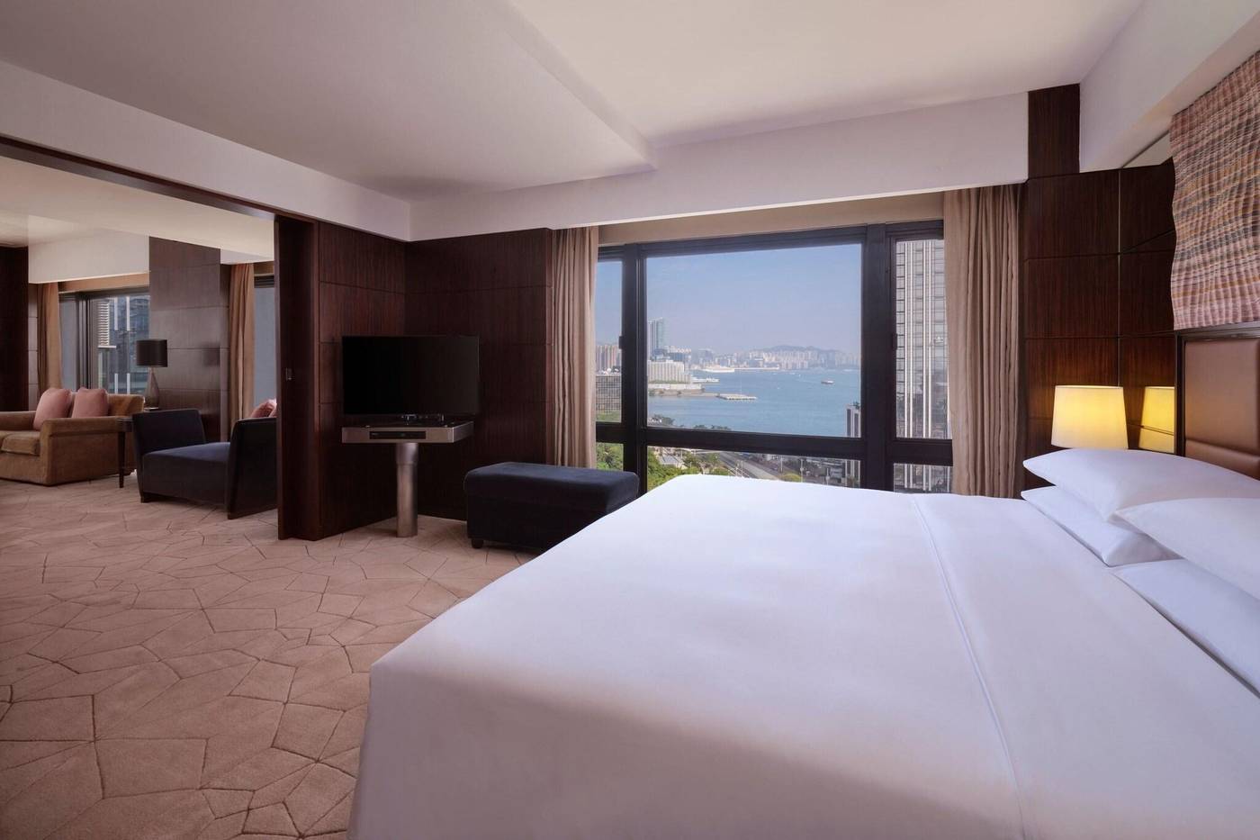 Sheraton-Hong-Kong-Hotel---Towers-Room-30