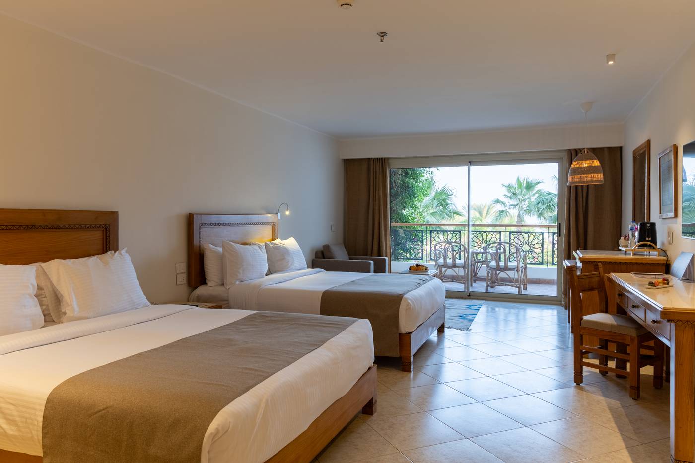 Fort Arabesque West Bay - Adult only