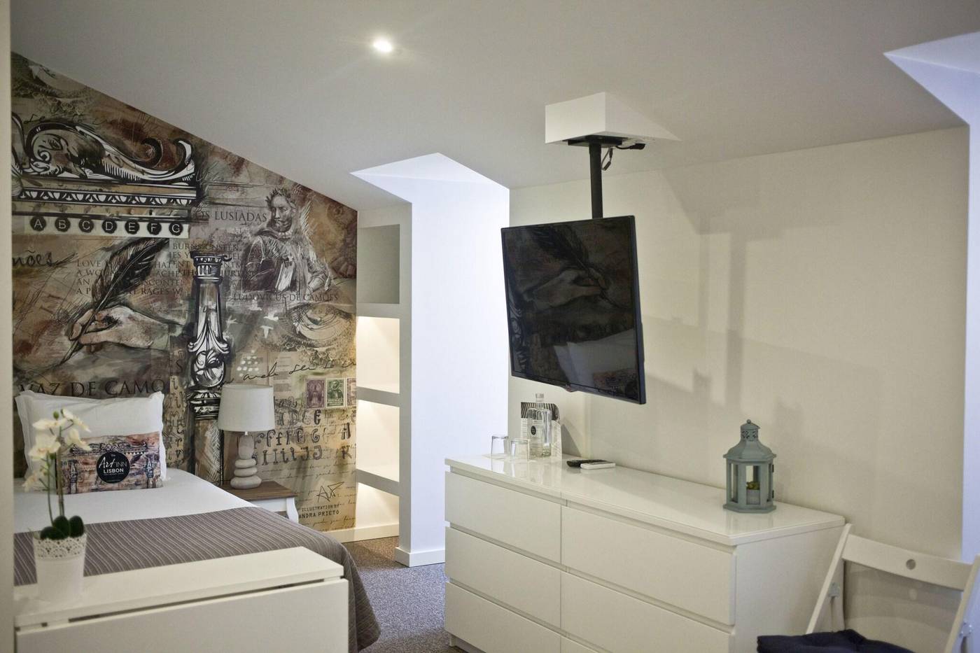 The-Art-Inn-Lisbon-Room-33