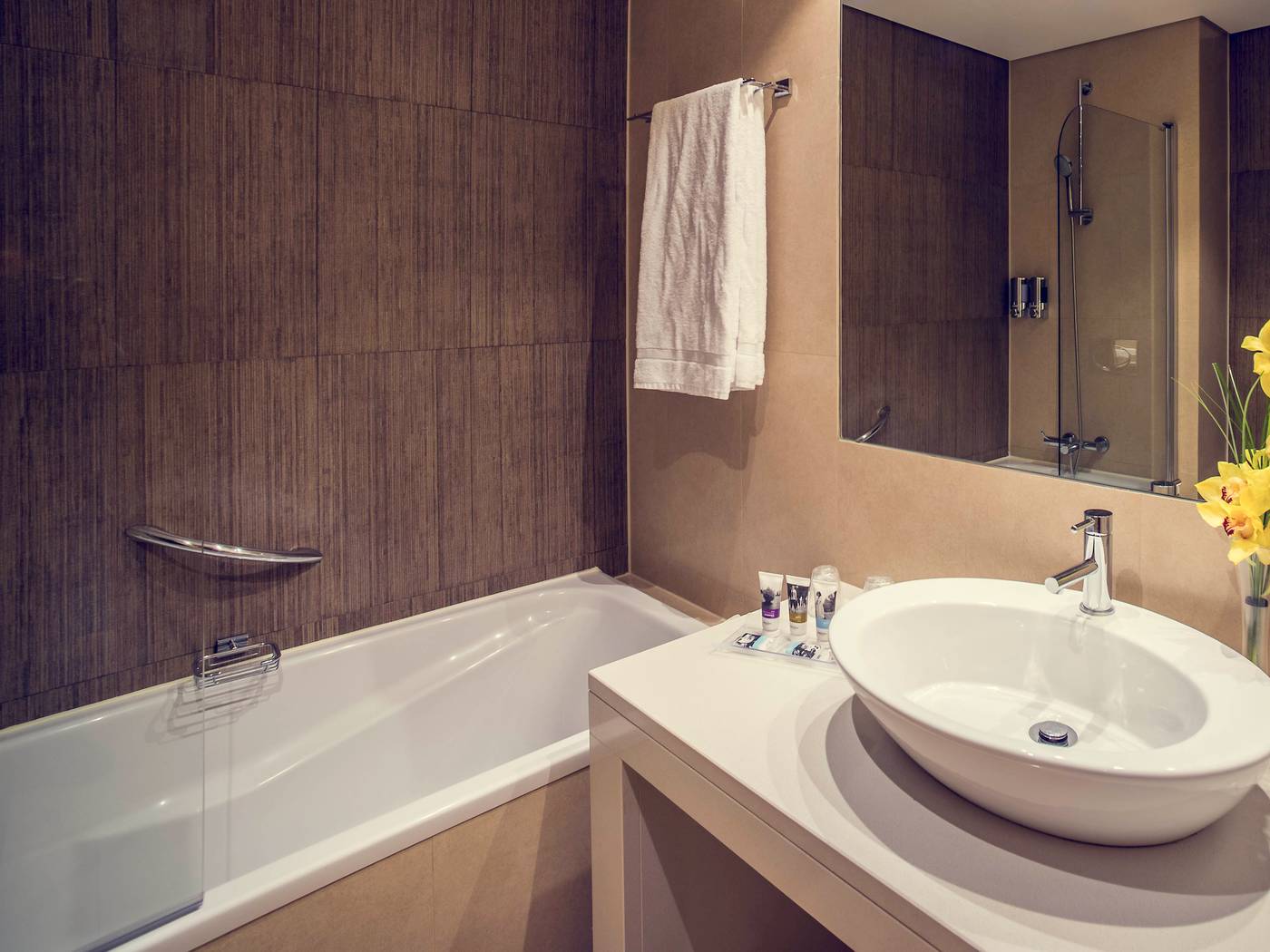 Mercure-Lisboa-Almada-Hotel-Room-34