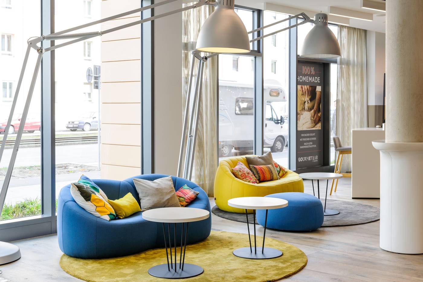 Novotel-Muenchen-City-Arnulfpark-Lobby-6