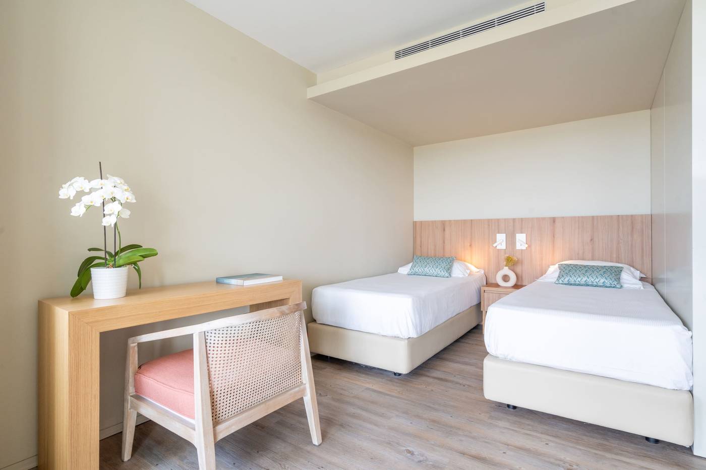 Aqualuz-Troia-Mar-by-The-Editory-Room-24