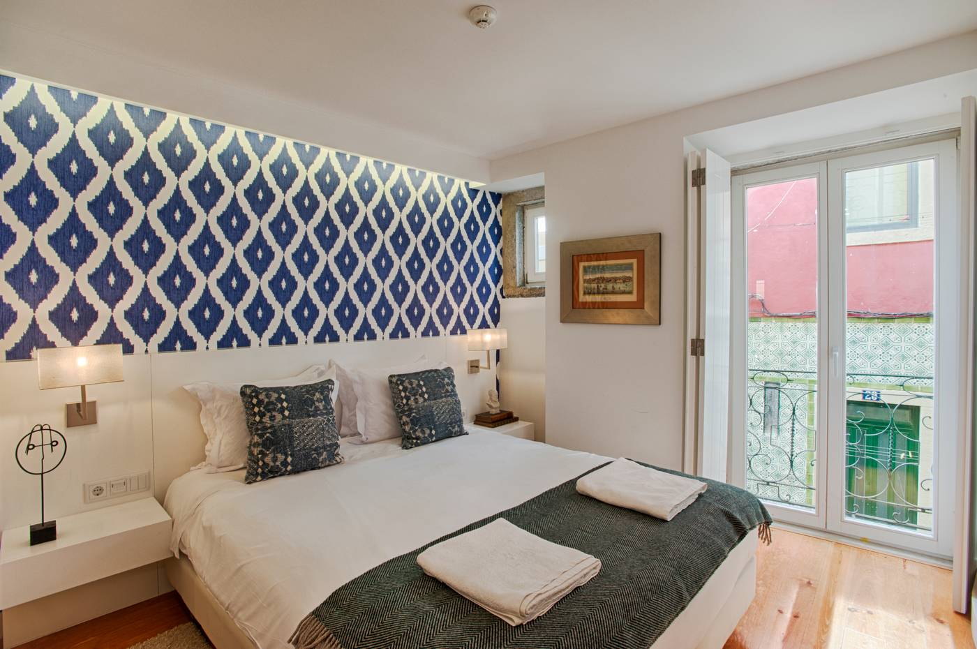 Dear-Lisbon-Charming-House-Room-6