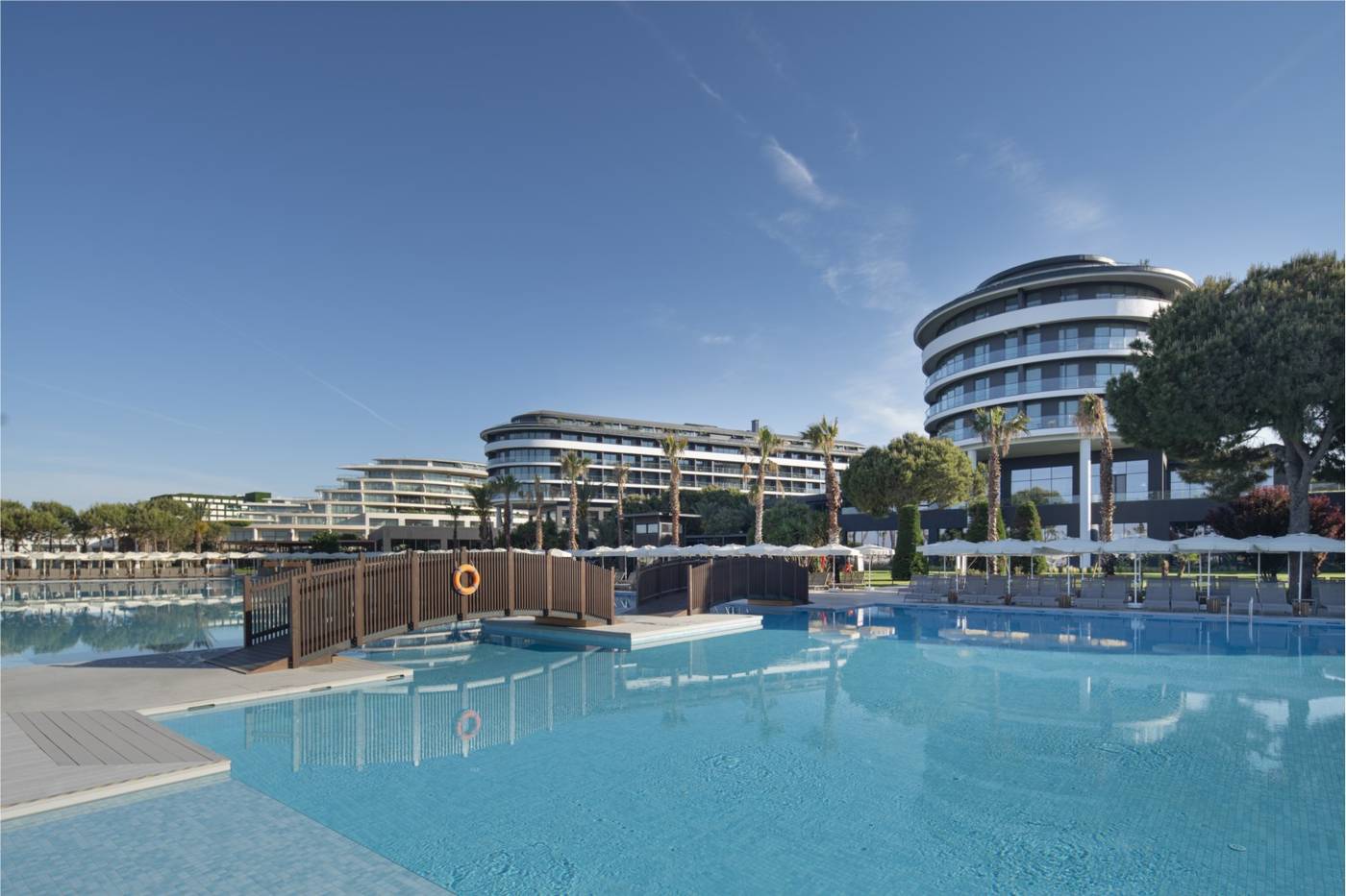 Voyage-Belek-Golf---Spa-Pool-2
