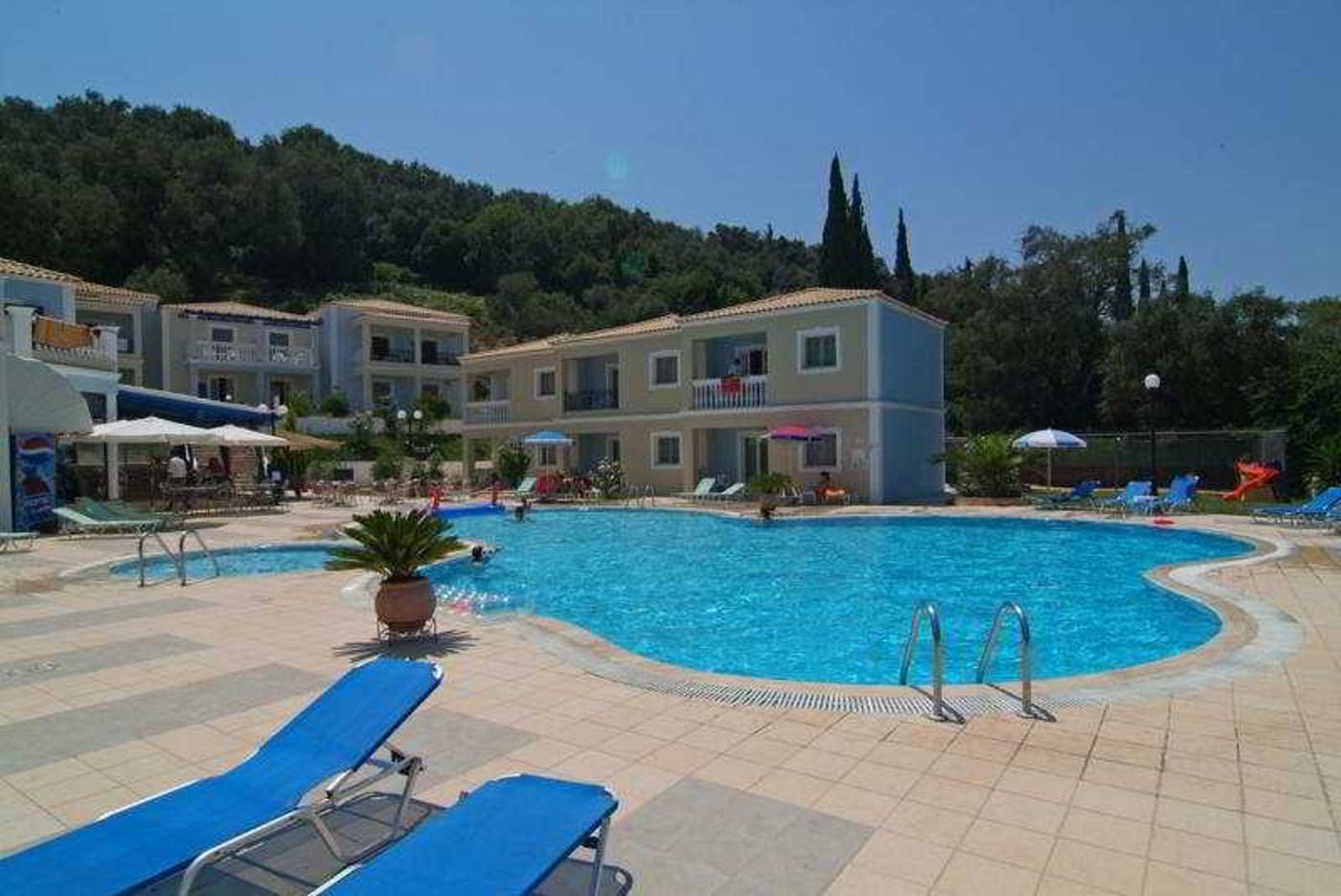 San-George-Pool-2