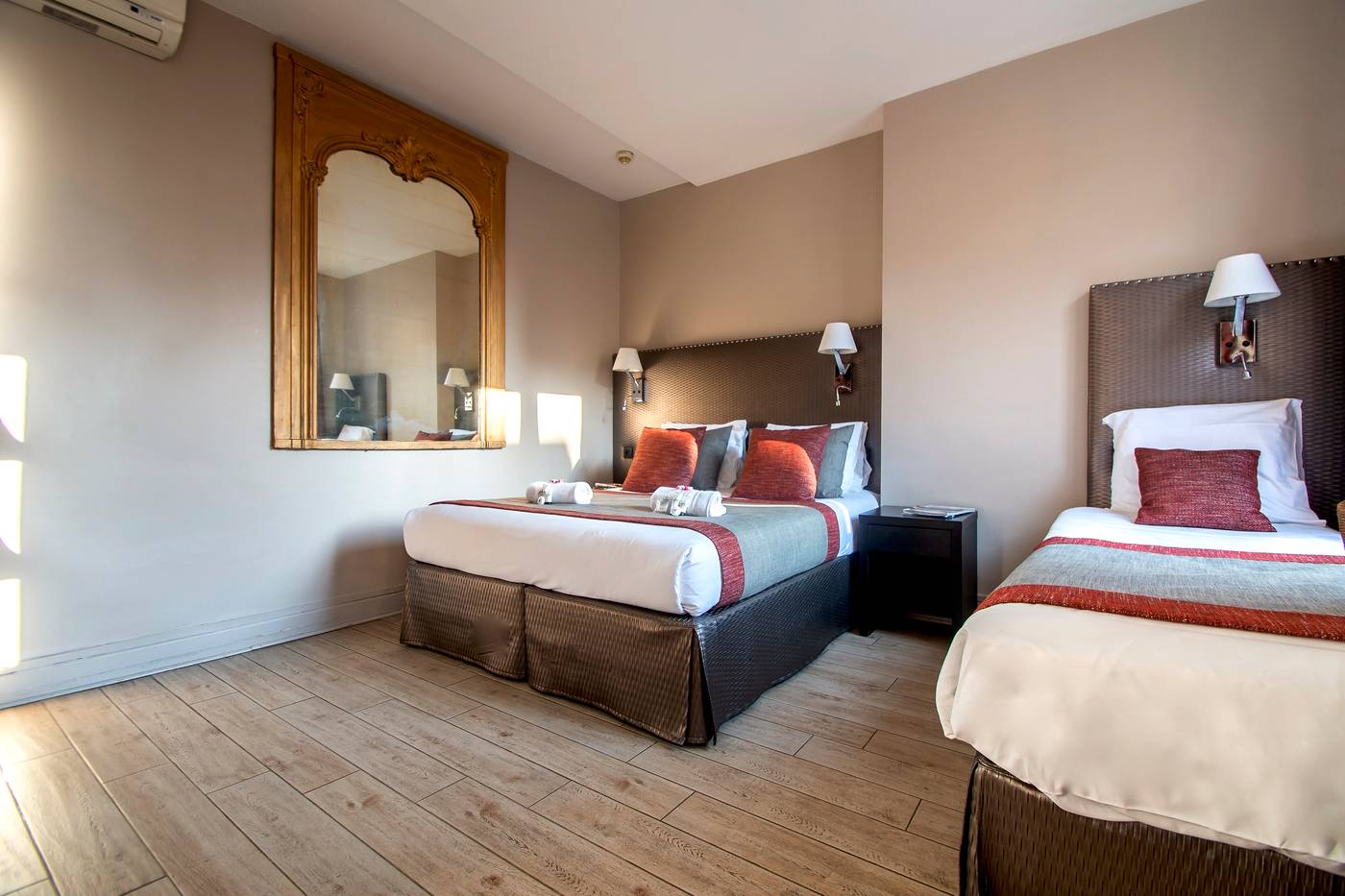 Migny-Opera-Montmartre-Room-23