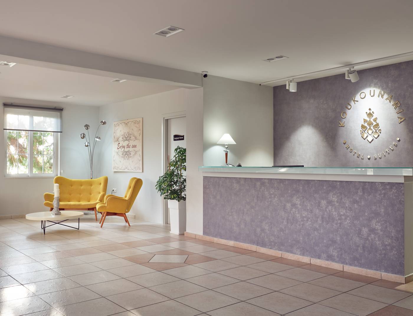 Koukounaria--Hotel---Suites-Lobby-48