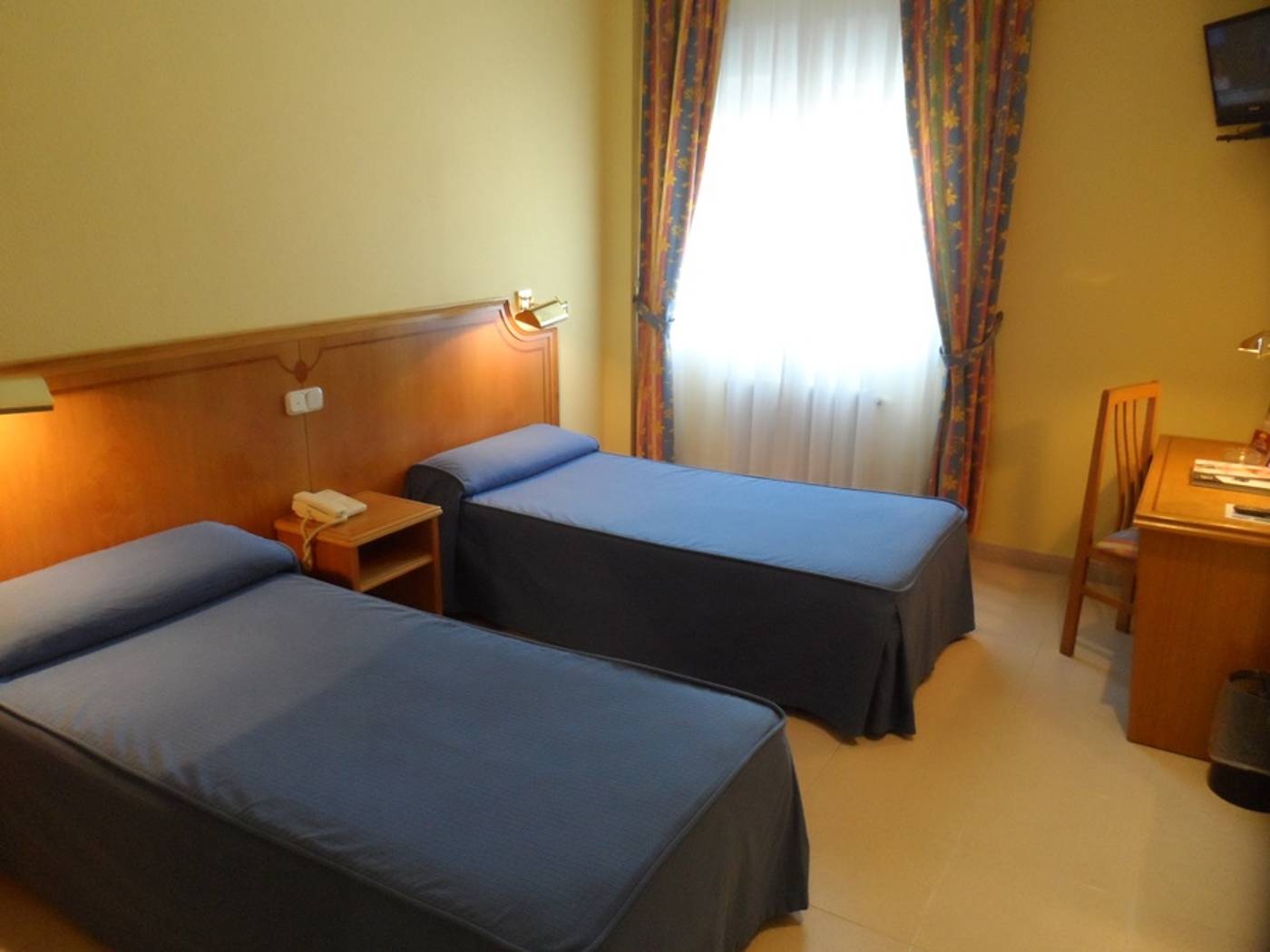 Rey Arturo-Spain-VILLAGONZALO PEDERNALES-General view-4