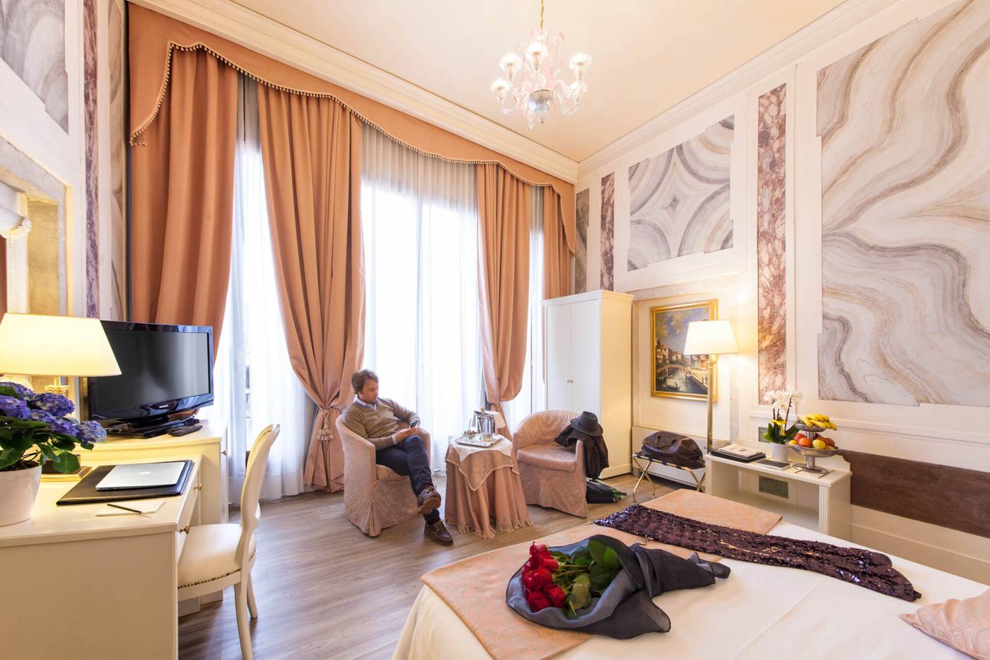 Duodo-Palace-Room-35