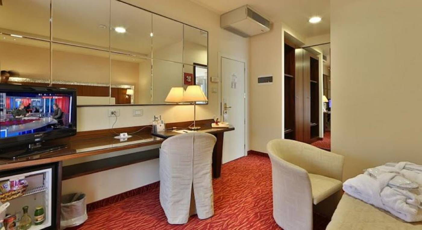 Hotel Maggiore Bologna - Italy - BOLOGNA - General view - 4