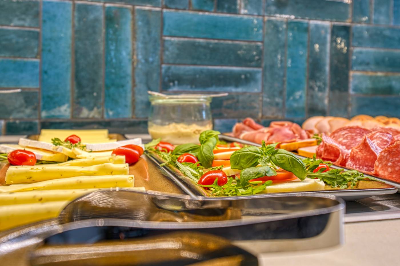 NYCE-Hotel-Bonn-Trademark-Collection-by-Wyndham-Restaurant-52