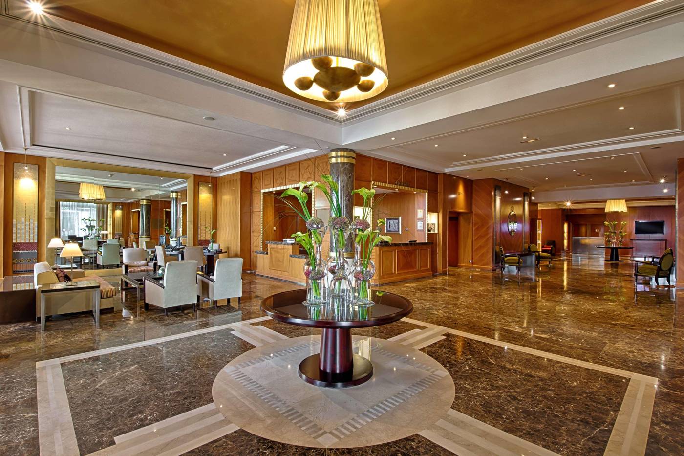 Hyatt-Regency-Nice-Palais-De-La-Mediterranee-Lobby-46