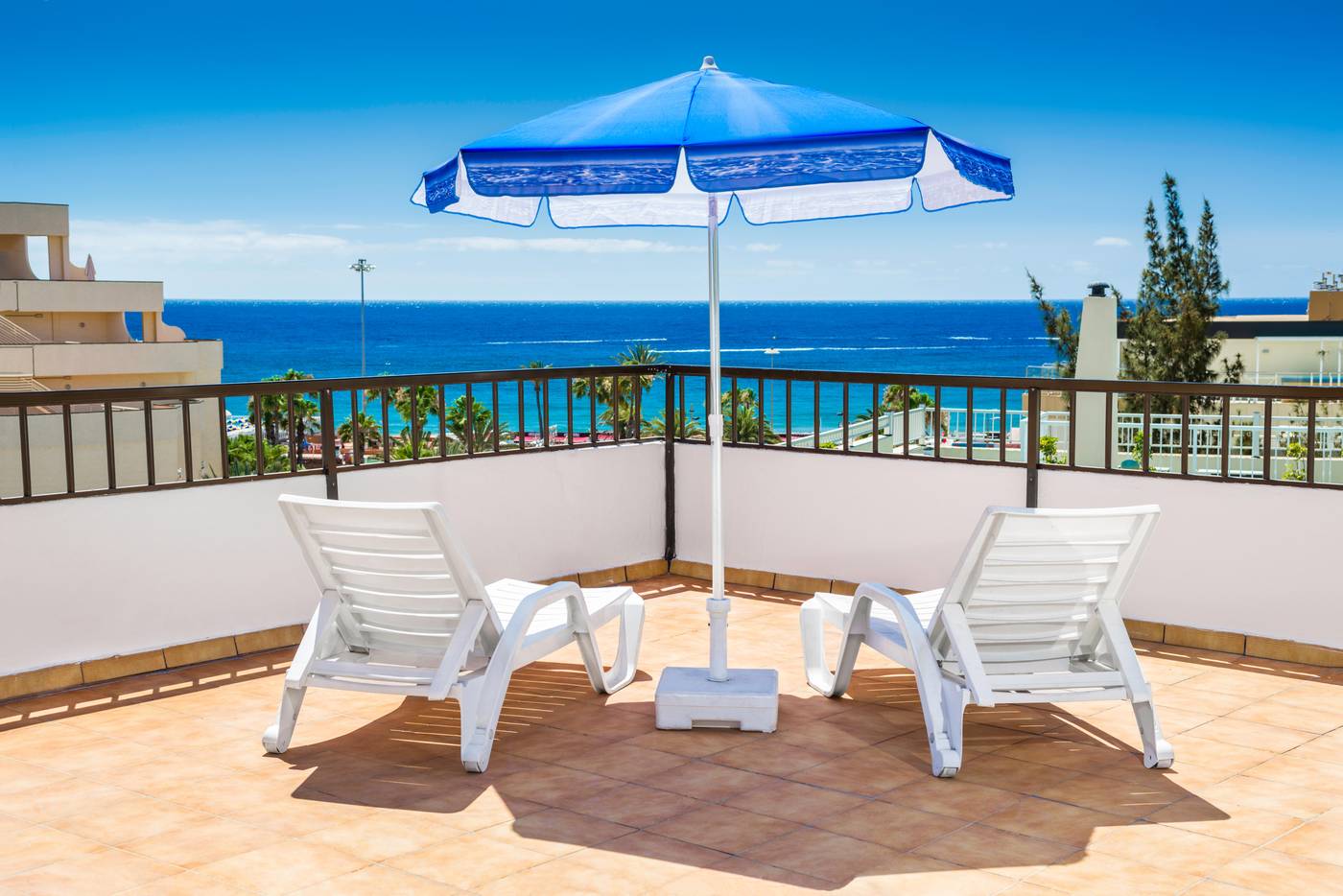 Las-Gondolas-Terrace-27