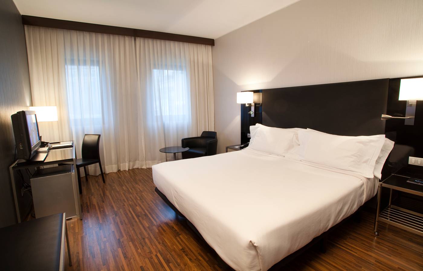 AC-Milano-Room-7