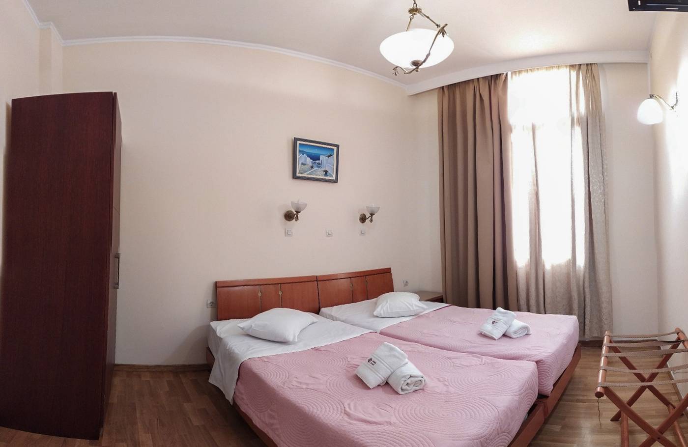 Cecil-Hotel-Athens-Room-37