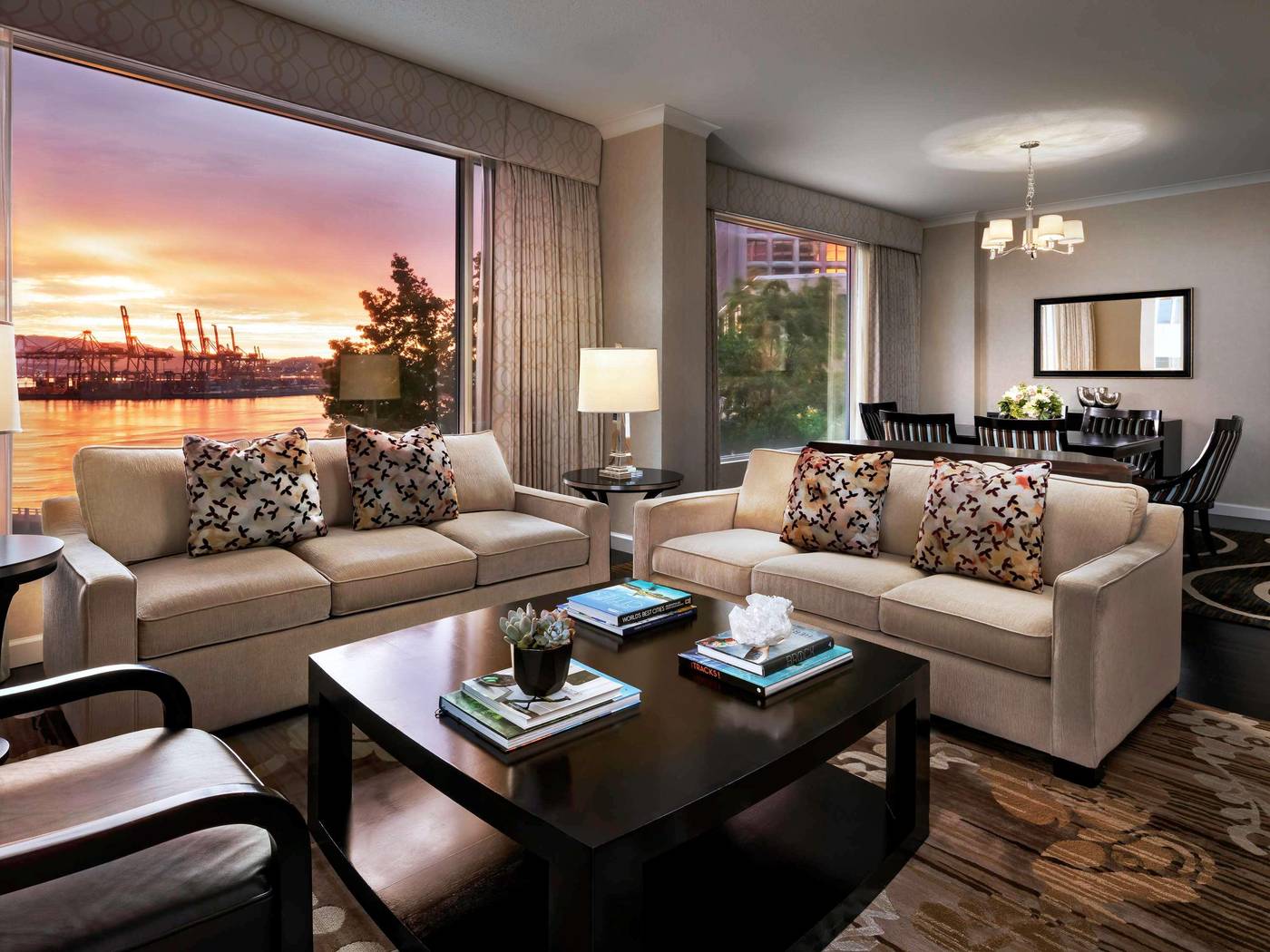 Fairmont-Waterfront-Room-48