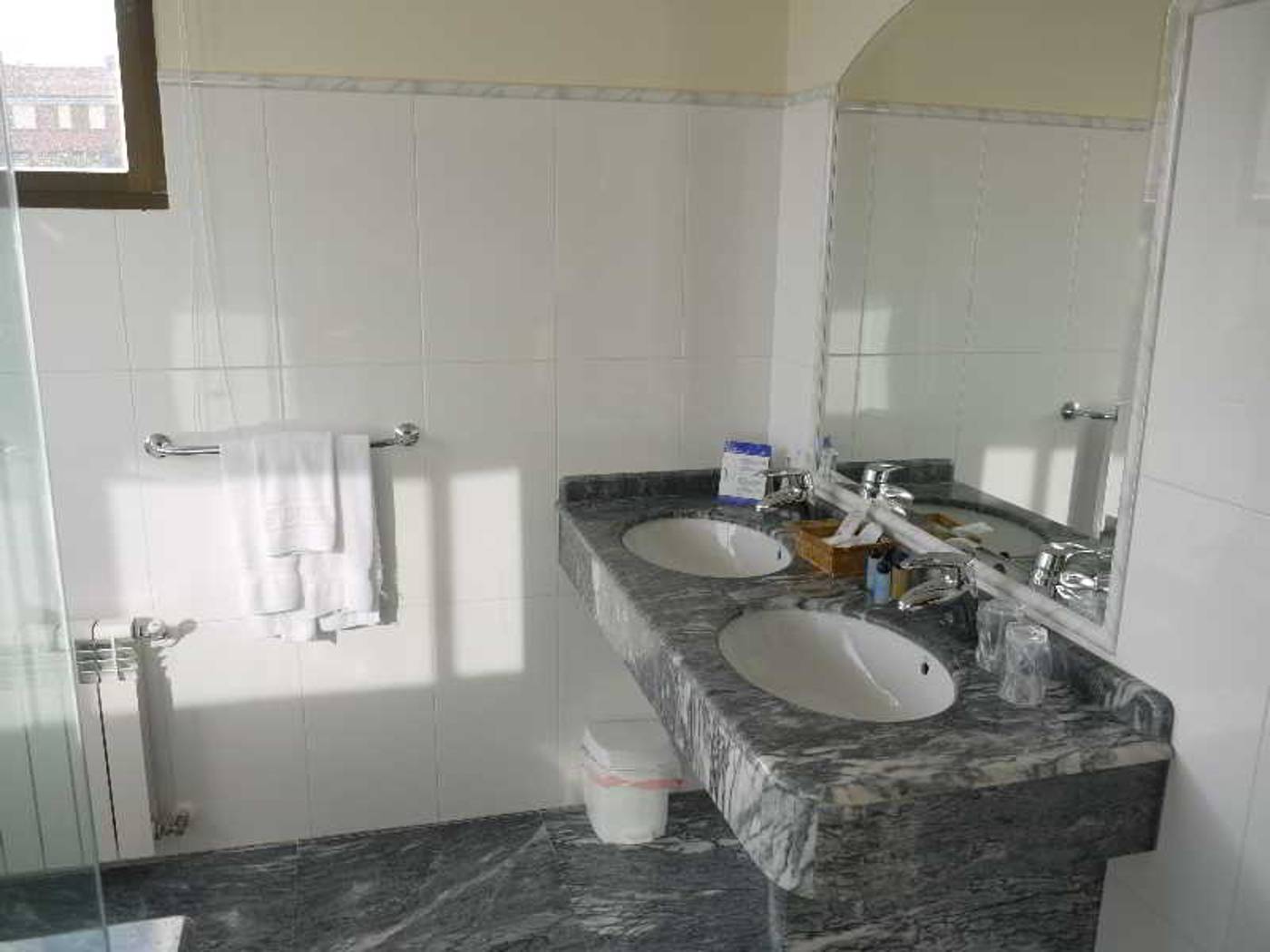 Sablon's -Spain-LLANES-Room-9