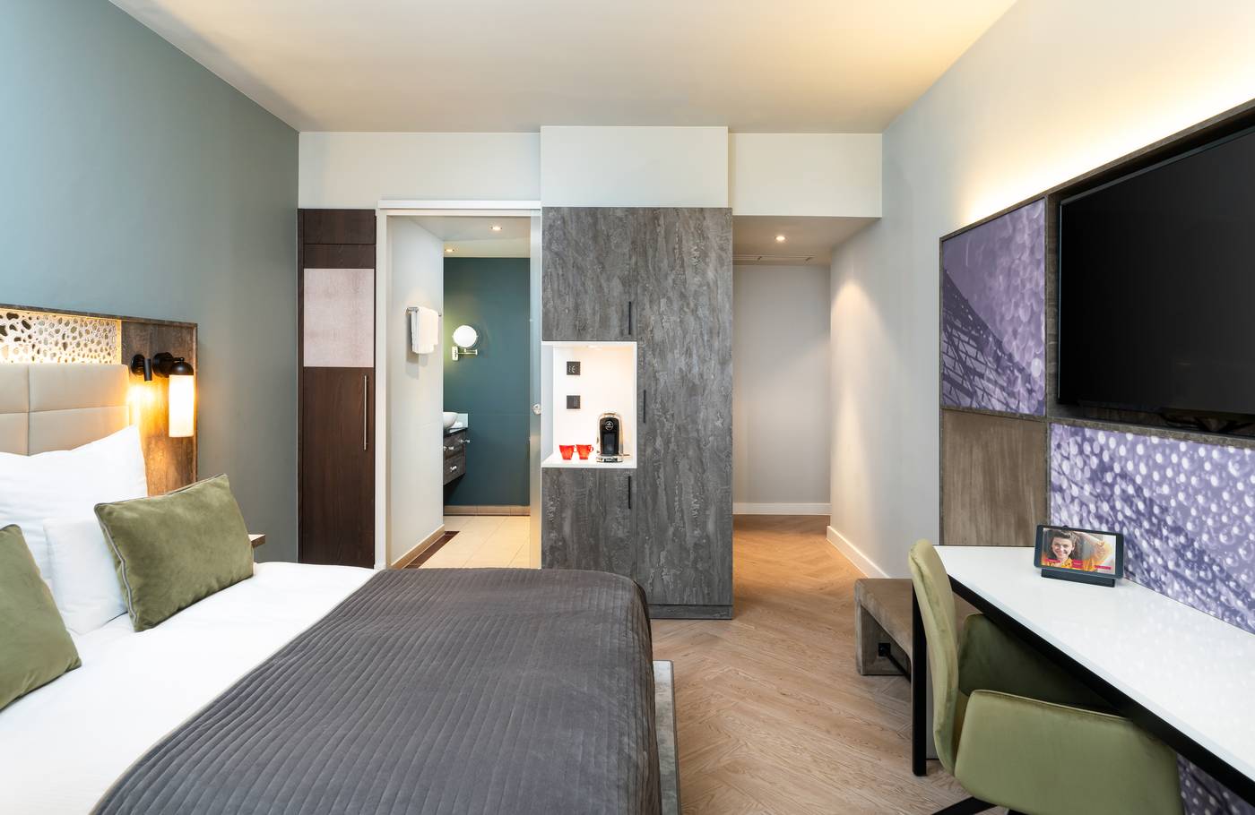 Leonardo-Royal-Hotel-Munich-Room-11