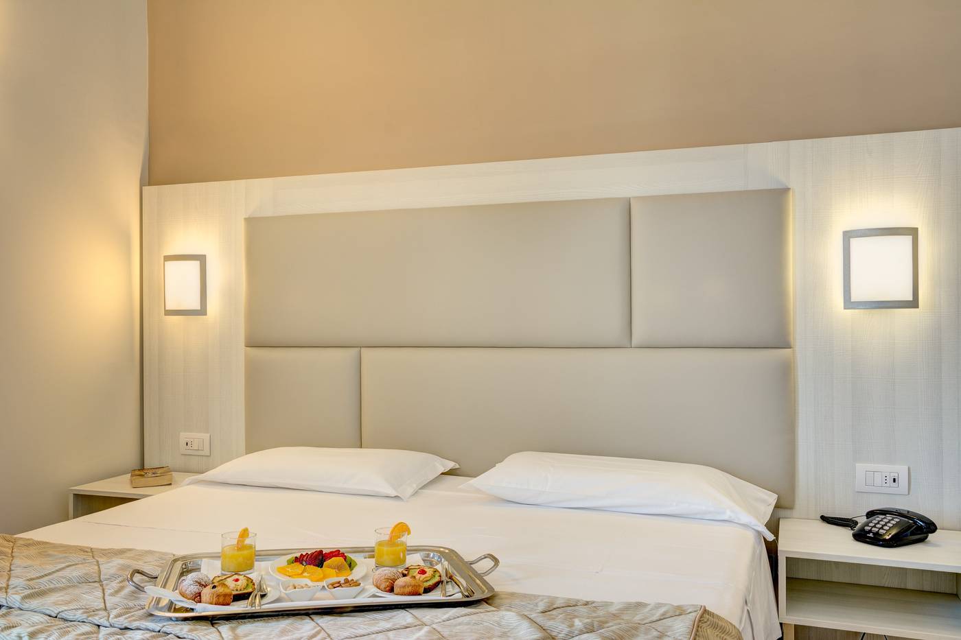 Hotel-Caravel-Room-25