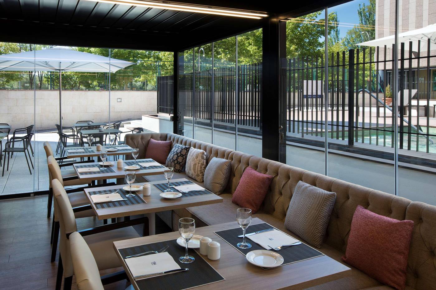 NH-Madrid-Barajas-Airport-Restaurant-23