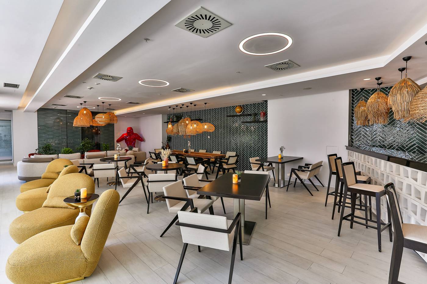 Hotel-Tq-Plaza-Bar-29