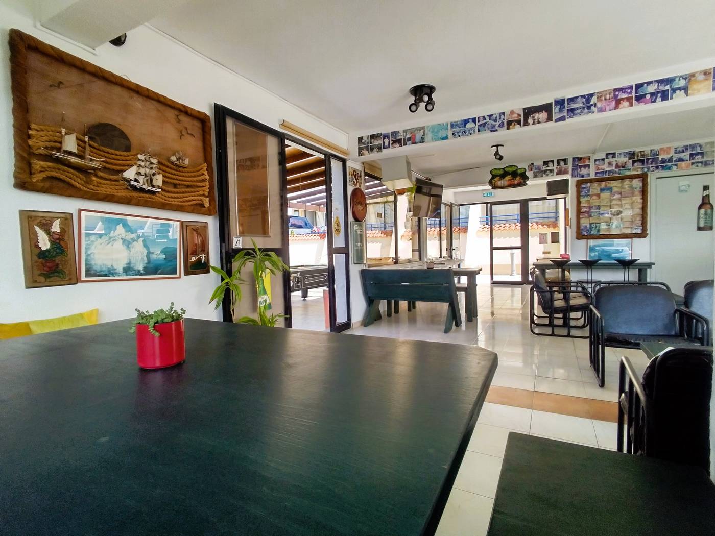 Napa-Prince-Apartments-Restaurant-28