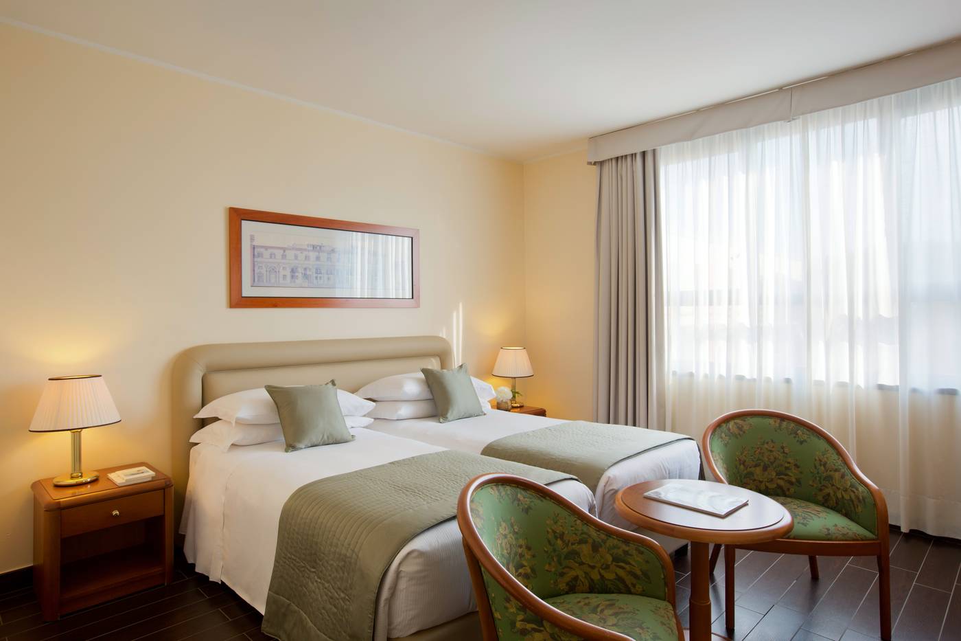 Starhotels-Business-Palace-Room-24