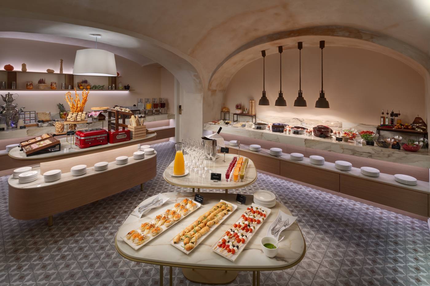 Hotel-BOOKQUET-Restaurant-28