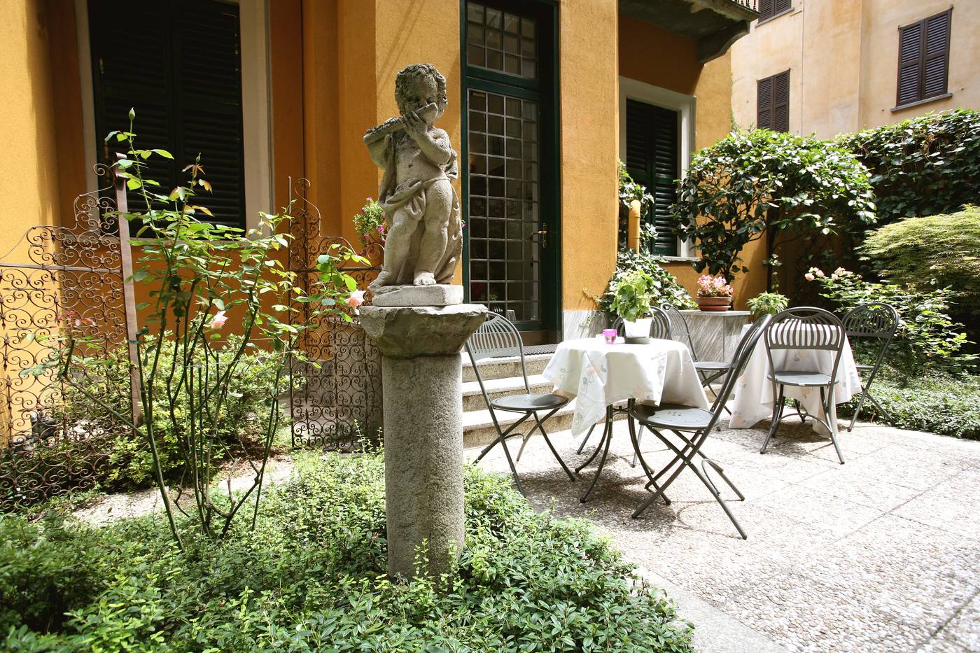 Sanpi-Milano-Terrace-36