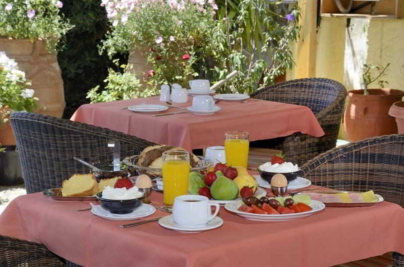 Agrilionas-Beach-Lobby-33