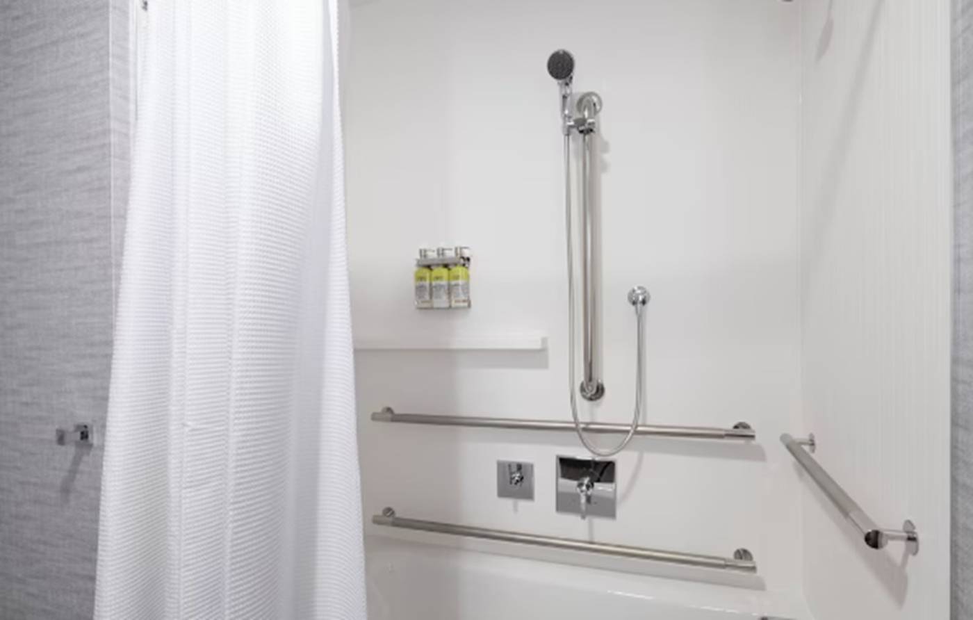 Midtown-Hotel-Room-11