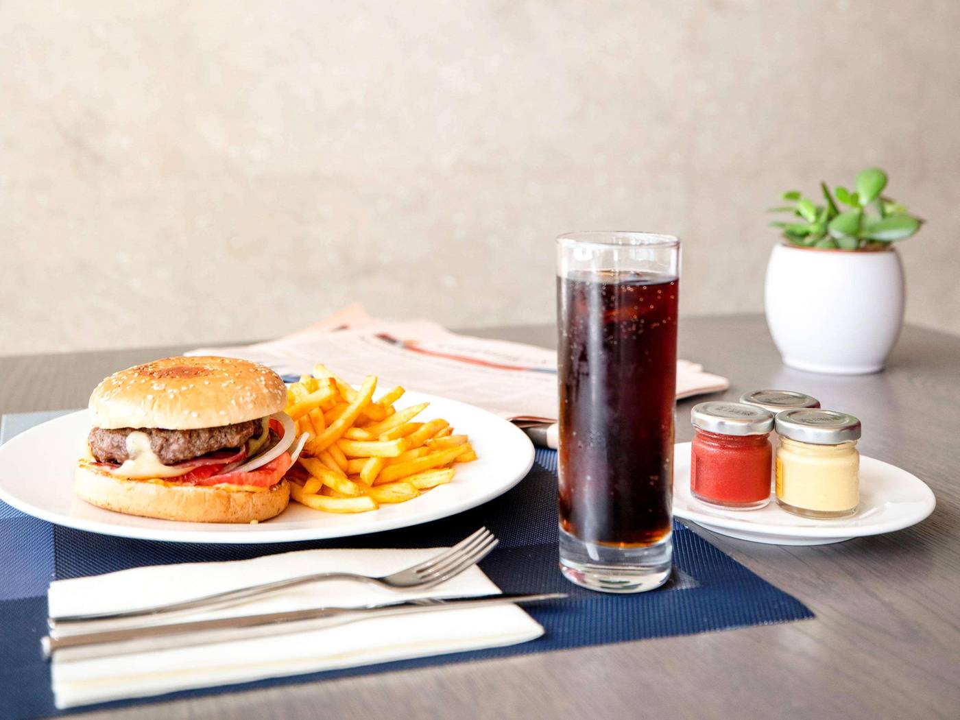 Novotel-Istanbul-Bosphorus-Restaurant-70