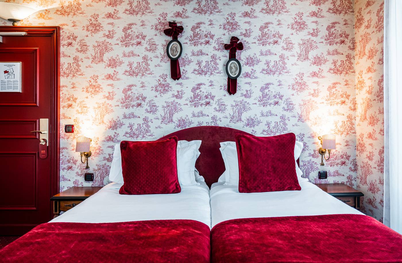 Maison-Eugenie-Room-14