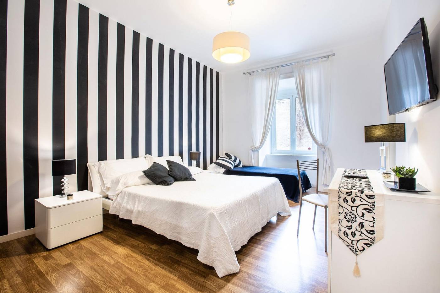 Rione-Monti-Suites-Room-9